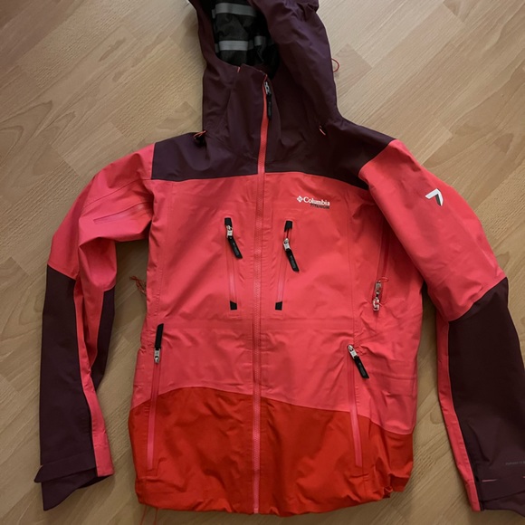 Columbia Jackets & Blazers - Columbia ski jacket